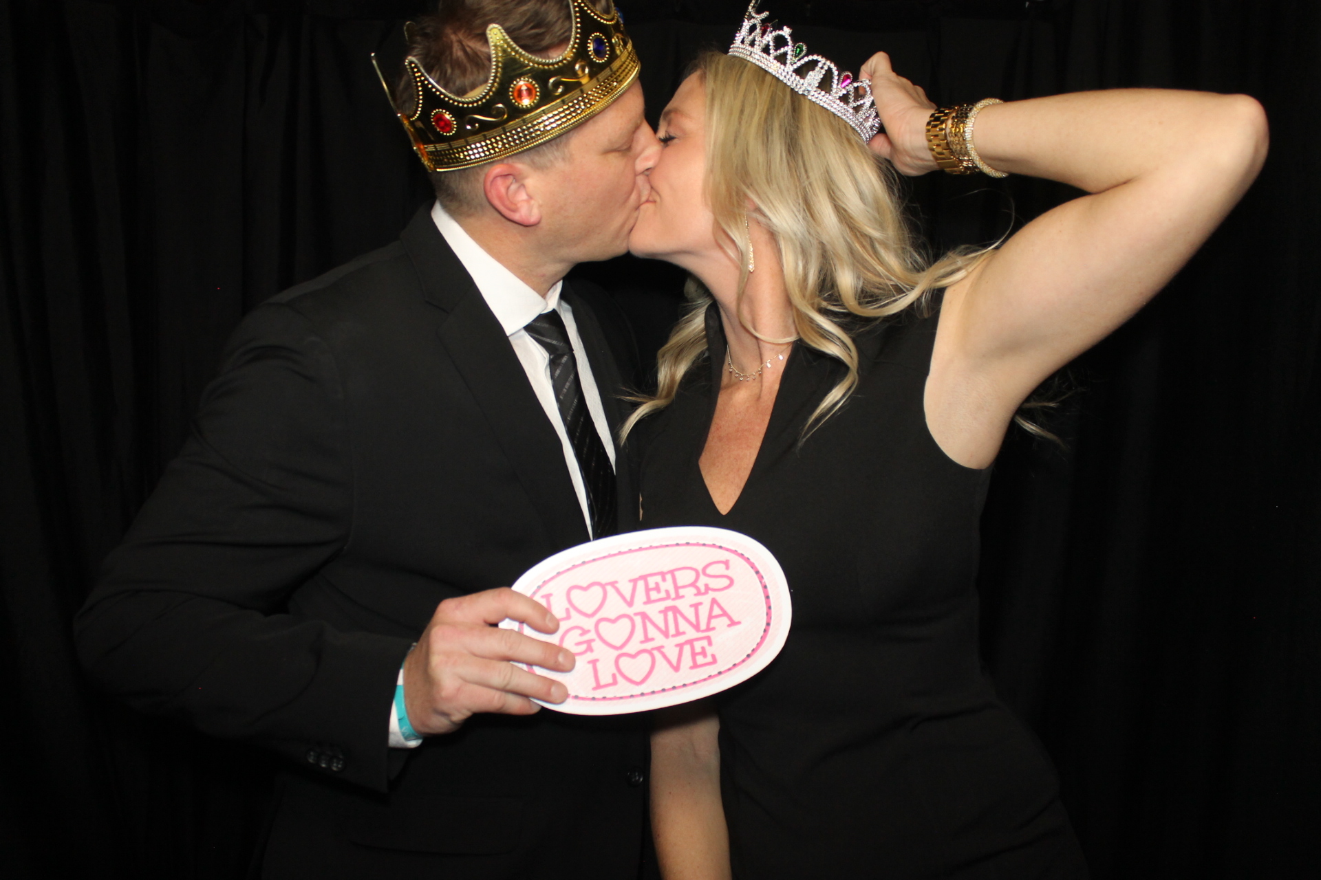 Children's Home of Northern Kentucky Charity Ball | View more photos from the event at gallery.photoboothcincy.com/u/PhotoBoothCincy/Childrens-Home-of-Northern-Kentucky-Charity-Ball